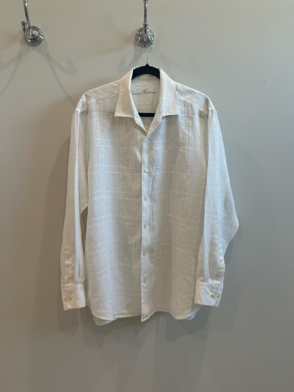 Tommy Bahama 100%  Linen Button-Down Shirt in White -Size Large